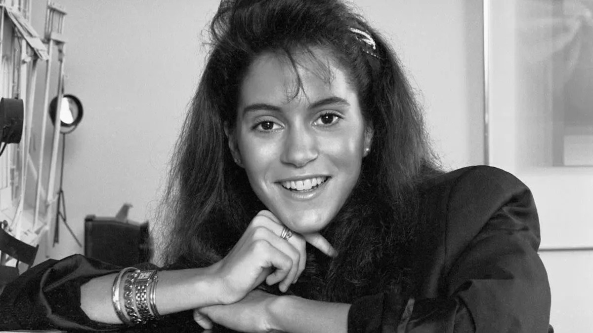 ‘World’s Richest Actress’ Identified as Beloved 80s Star — But There’s a Catch