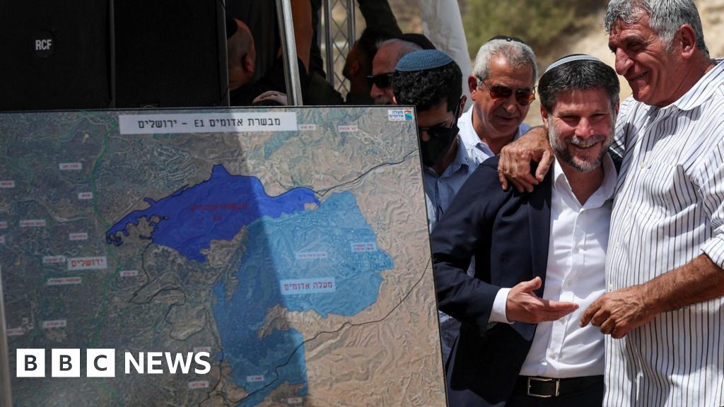 Israeli minister announces settlement plans ‘to thwart Palestinian state’