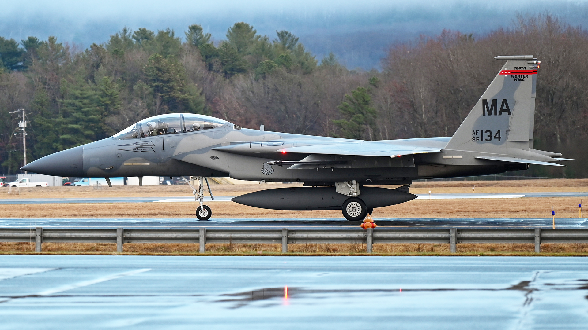 F-15 Ride-Along Passenger Accidentally Ejects While On The Ground